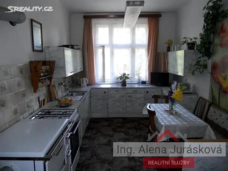 Prodej  rodinného domu 188 m², pozemek 1 713 m², Žlunice, okres Jičín
