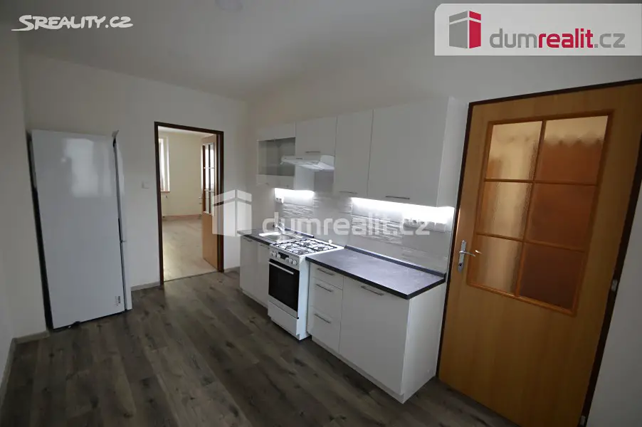 Pronájem bytu 1+1 44 m², U nových vil, Praha 10 - Strašnice