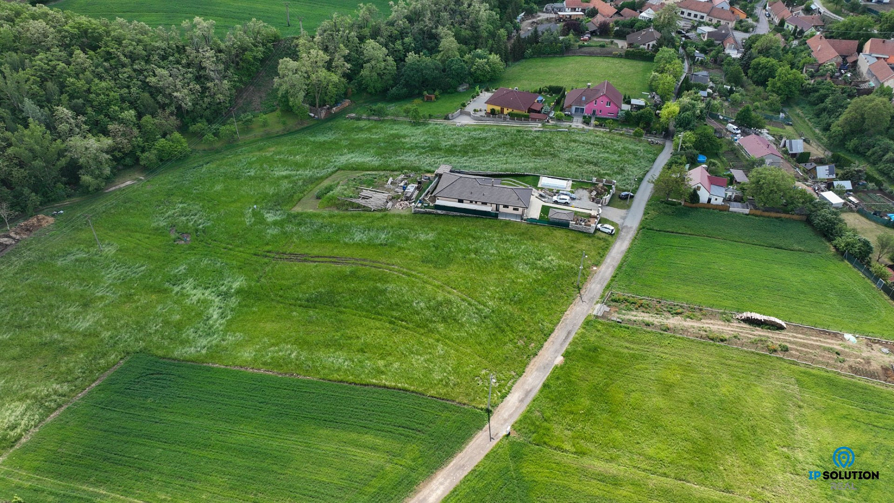 Na drahách, Zbýšov, okres Brno-venkov