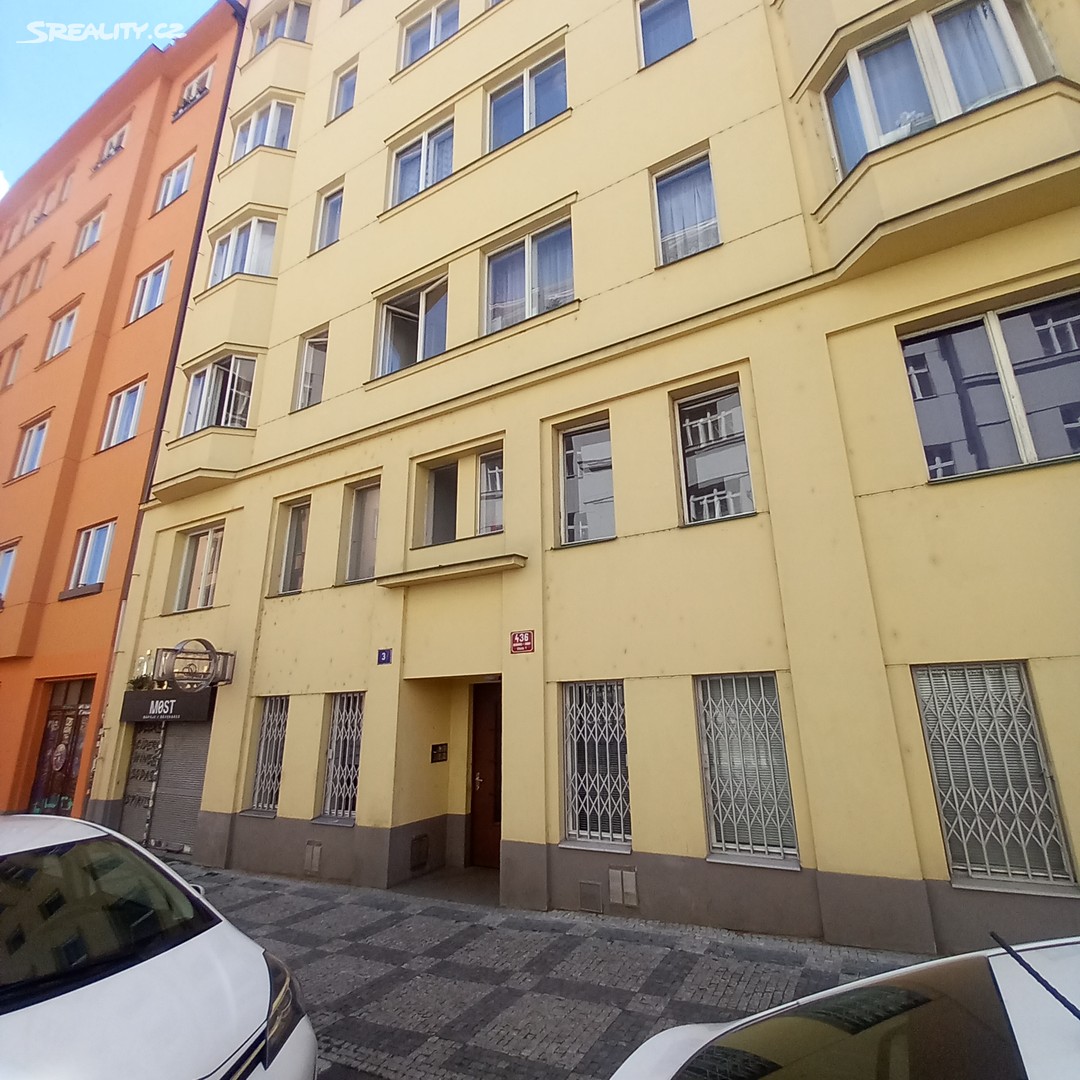 Prodej bytu 1+kk 21 m², Pplk. Sochora, Praha - Holešovice