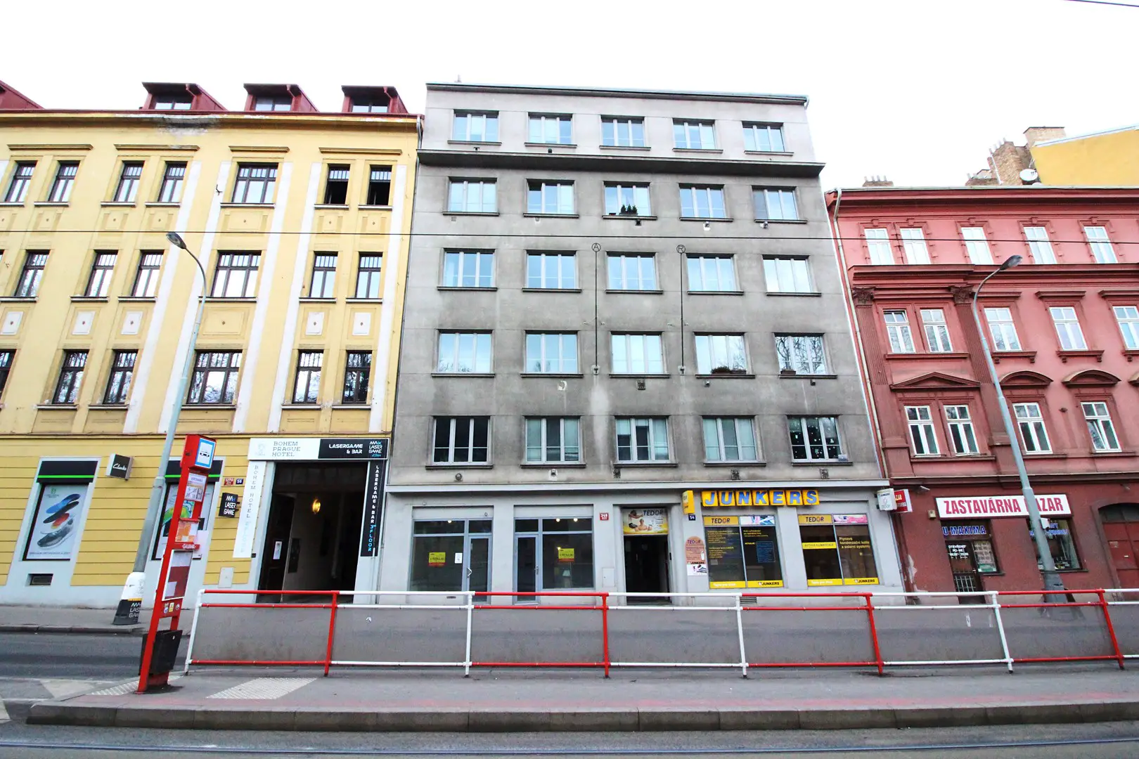 Prodej bytu 1+kk 26 m², Plzeňská, Praha 5 - Smíchov