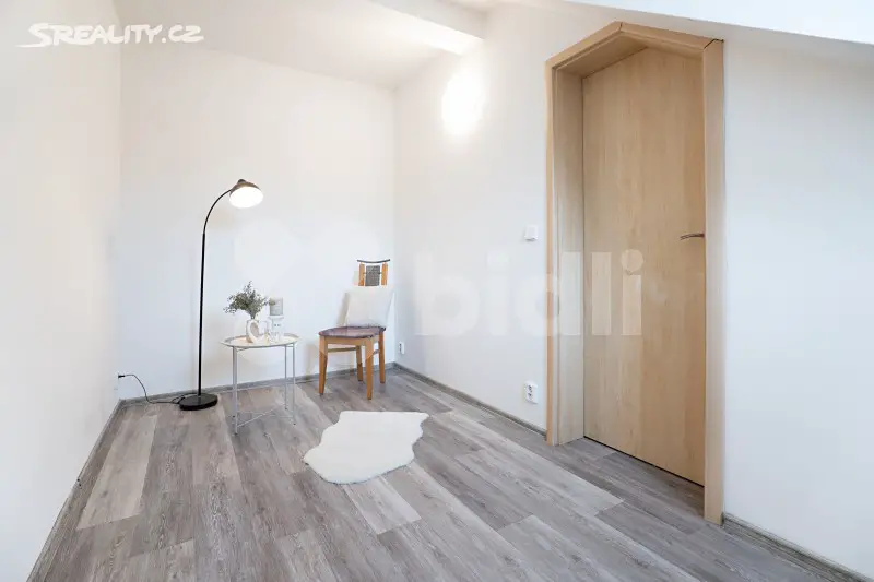 Prodej bytu 2+1 65 m², Moskevská, Karlovy Vary
