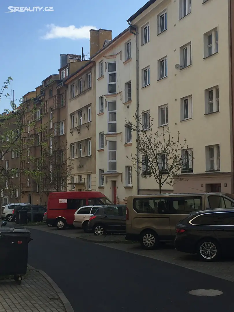 Prodej bytu 2+kk 37 m² (Mezonet), Kvapilova, Karlovy Vary - Drahovice