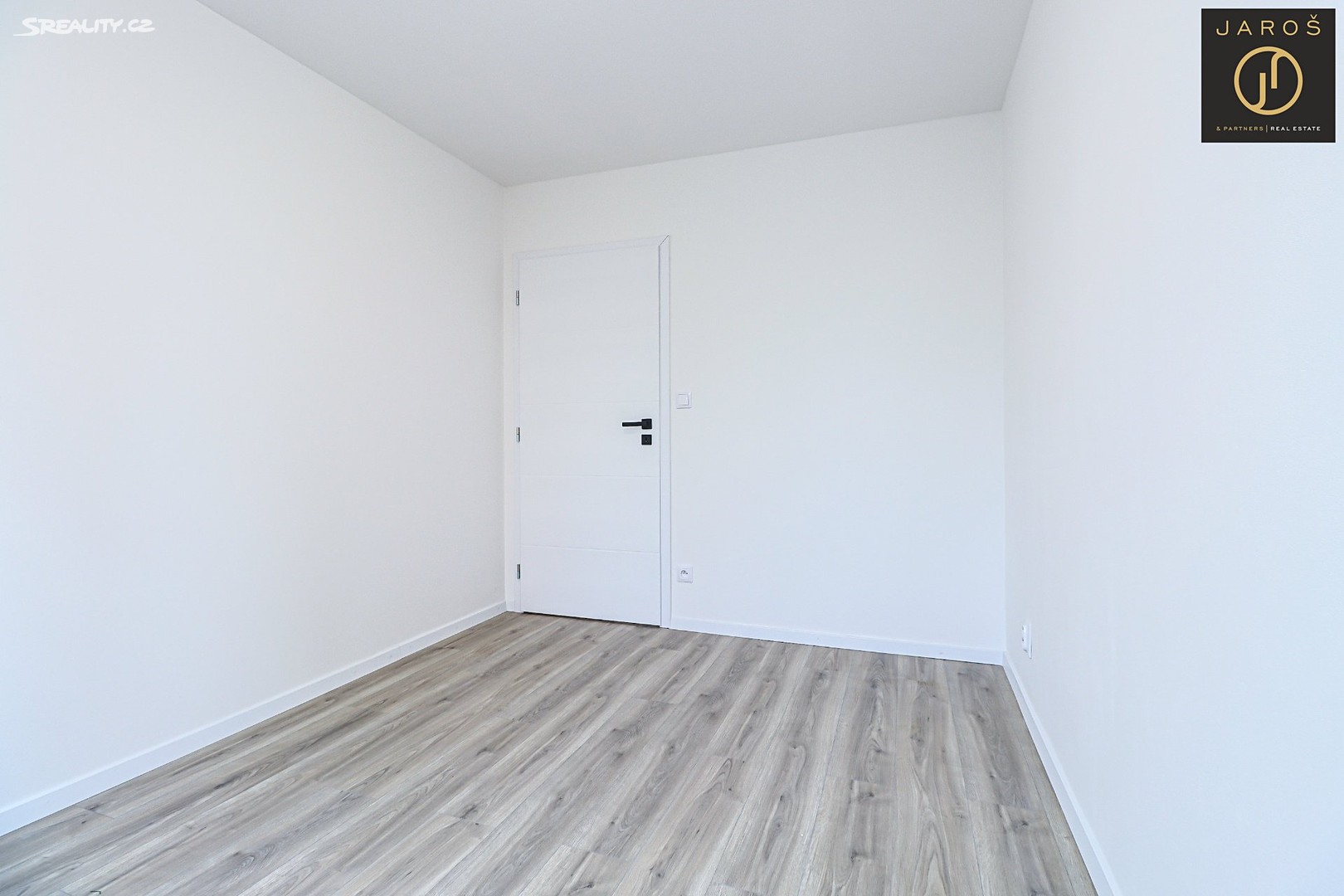 Prodej bytu 2+kk 44 m², Benešovská, Kladno - Kročehlavy