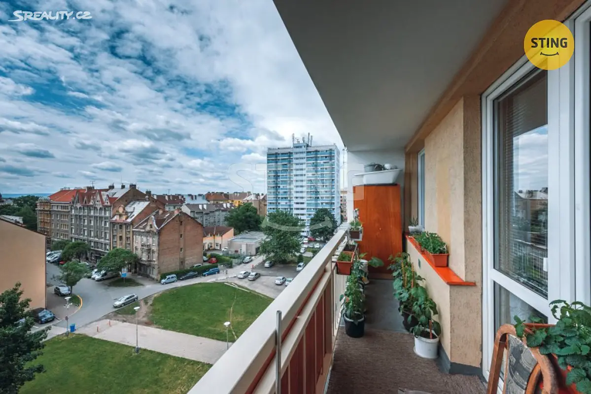 Prodej bytu 2+kk 38 m², Palackého třída, Pardubice - Zelené Předměstí