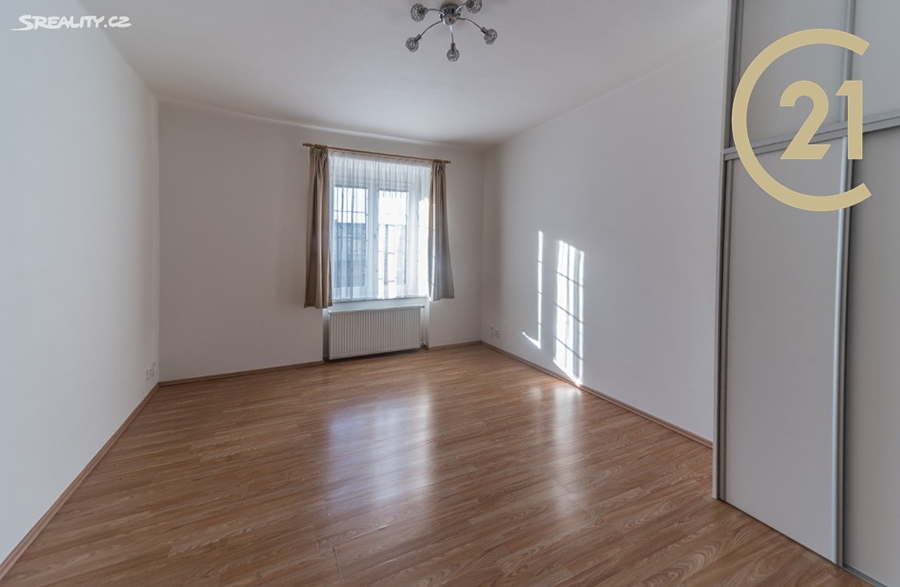 Prodej bytu 2+kk 52 m², Na Veselí, Praha 4 - Nusle