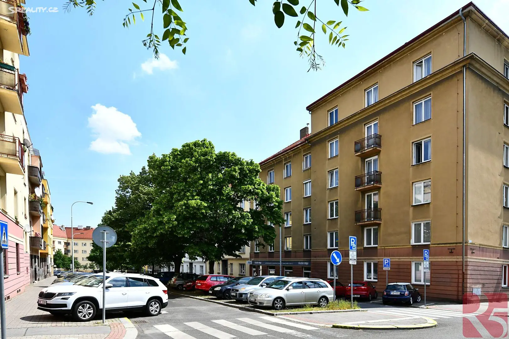 Prodej bytu 3+kk 76 m², Lounských, Praha 4 - Nusle