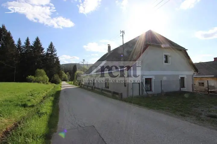 Prodej  chalupy 150 m², pozemek 2 087 m², Benešov nad Černou - Černé Údolí, okres Český Krumlov