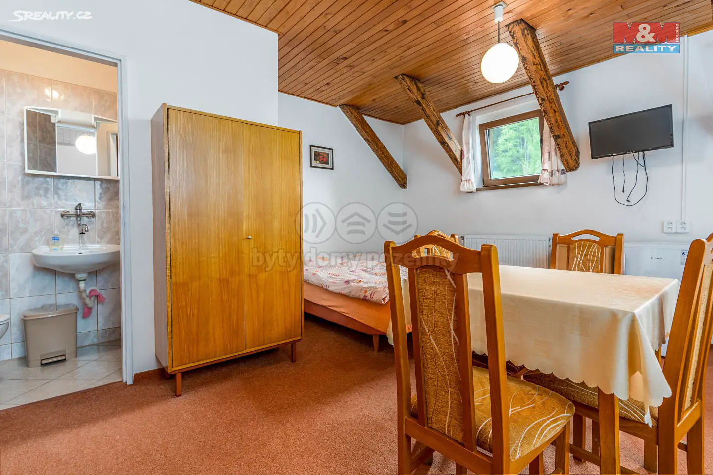 Prodej  chaty 630 m², pozemek 1 366 m², Horní Maršov, okres Trutnov