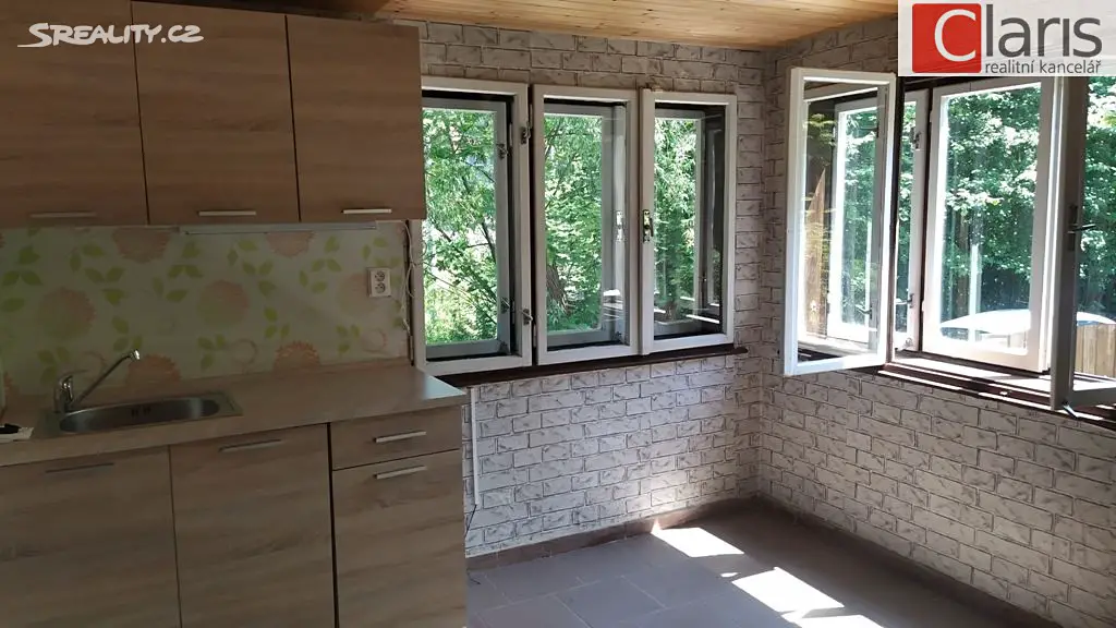 Prodej  chaty 47 m², pozemek 699 m², Nový Jičín - Žilina, okres Nový Jičín