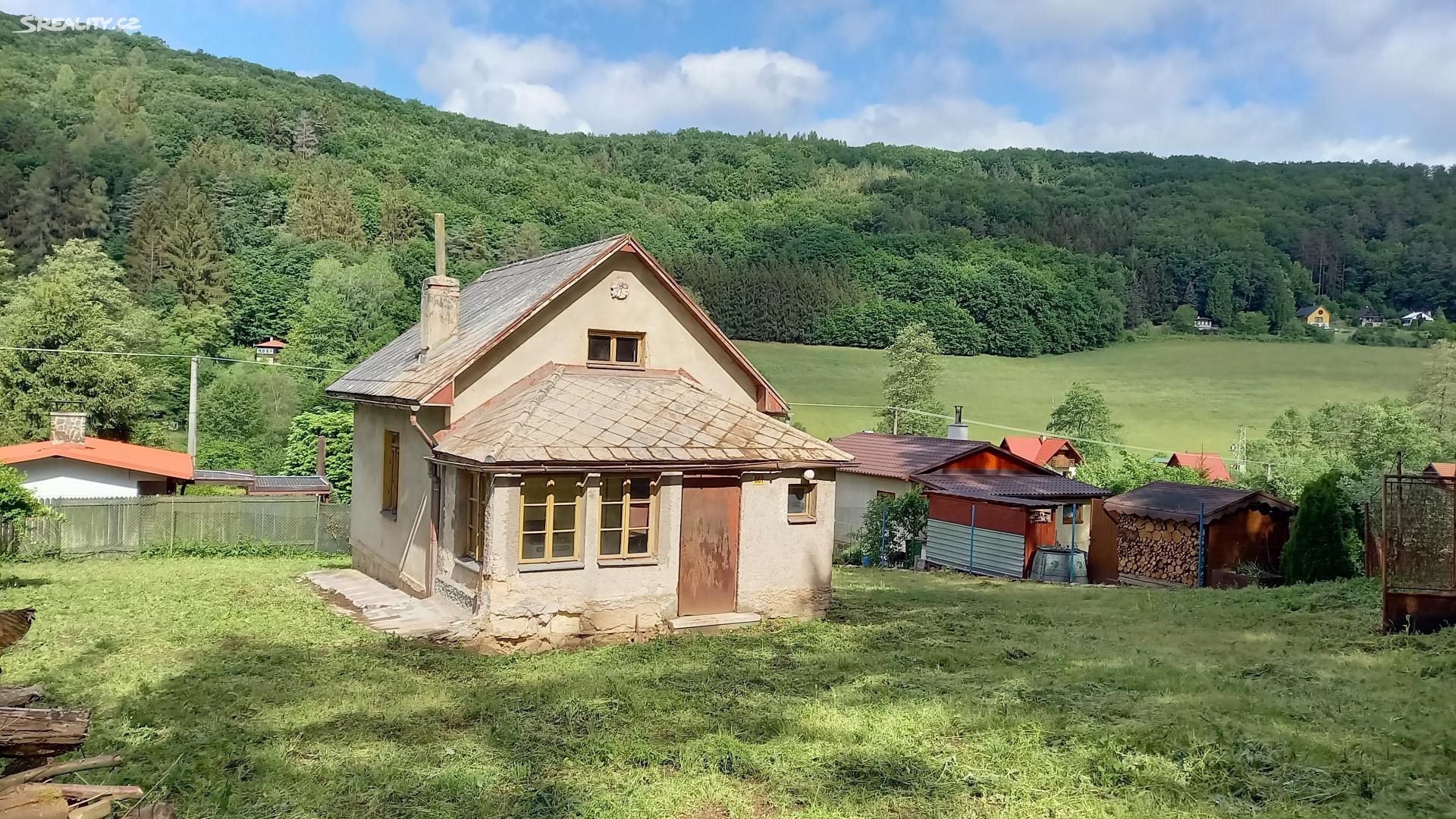 Prodej  chaty 60 m², pozemek 524 m², Vlkančice, okres Praha-východ