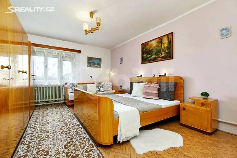 Prodej  rodinného domu 263 m², pozemek 765 m², Březnice - Zadní Poříčí, okres Příbram