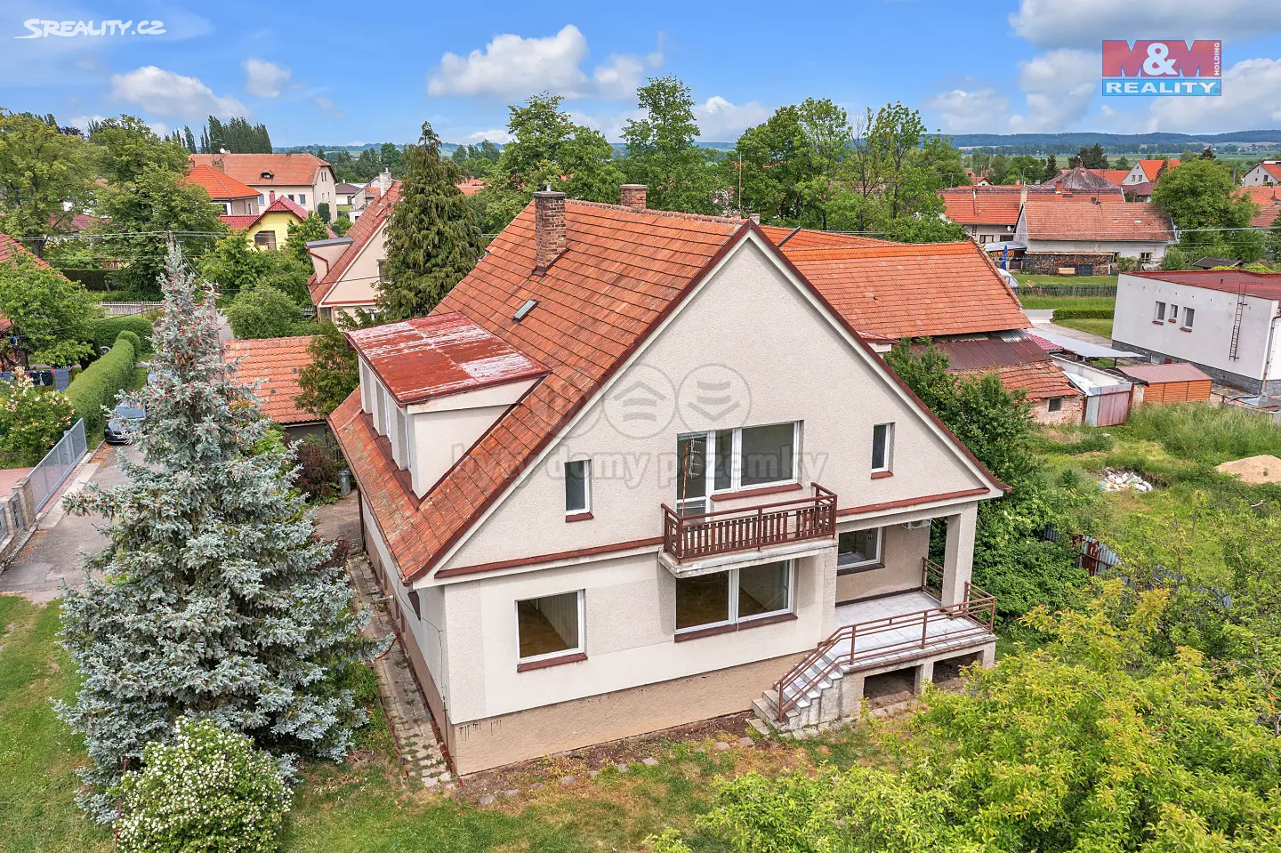Prodej  rodinného domu 974 m², pozemek 206 m², Dolní Roveň, okres Pardubice