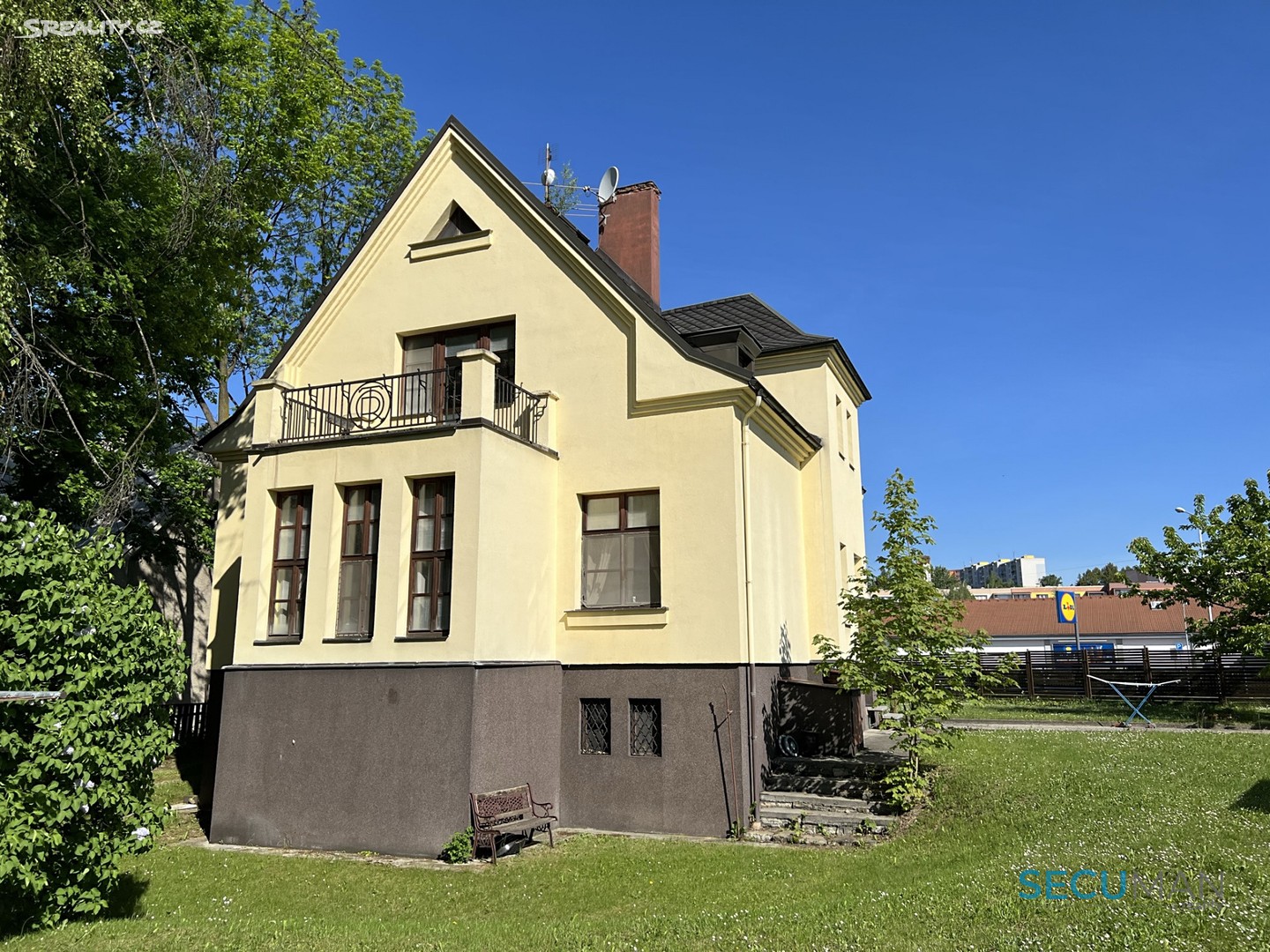 Prodej  rodinného domu 350 m², pozemek 356 m², Národních mučedníků, Frýdek-Místek - Frýdek