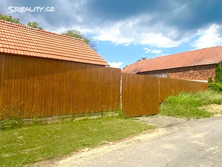 Prodej  rodinného domu 100 m², pozemek 1 030 m², Hranice - Hranice VII-Slavíč, okres Přerov