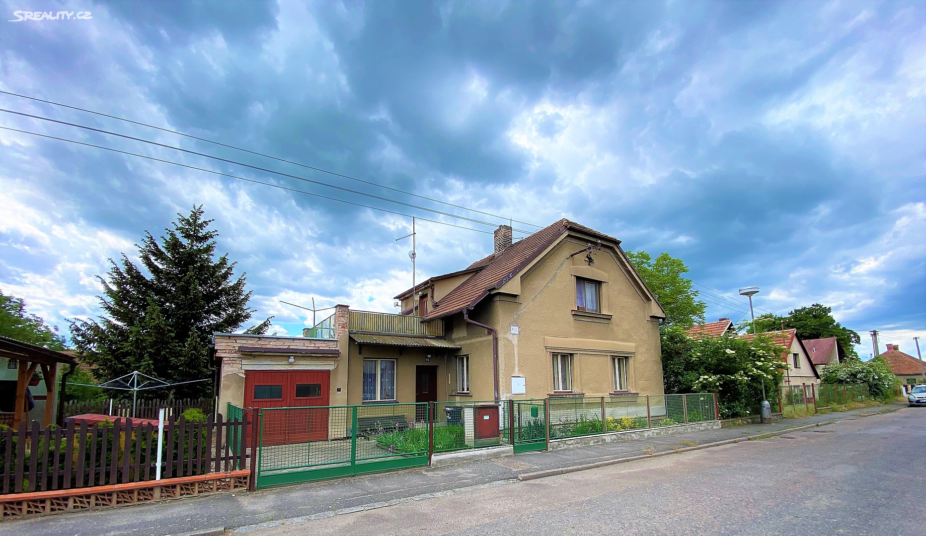 Prodej  rodinného domu 120 m², pozemek 375 m², Podborská, Hrochův Týnec