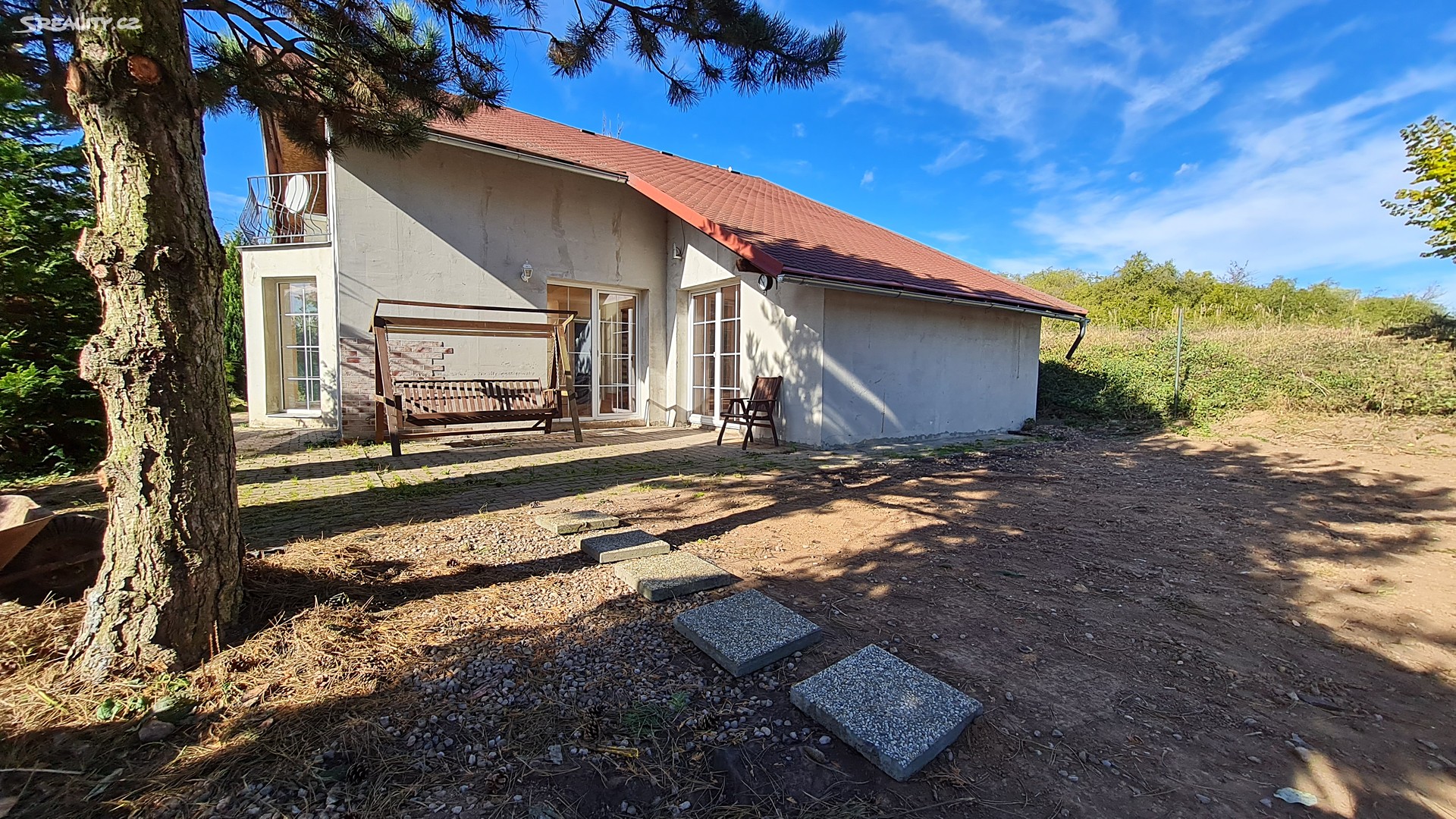 Prodej  rodinného domu 172 m², pozemek 910 m², Lochenice, okres Hradec Králové