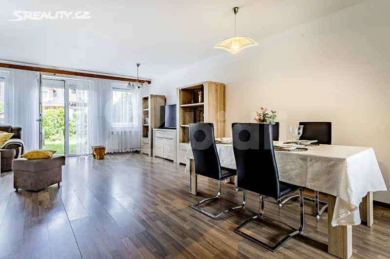 Prodej  rodinného domu 179 m², pozemek 185 m², Lipová, Nelahozeves - Lešany