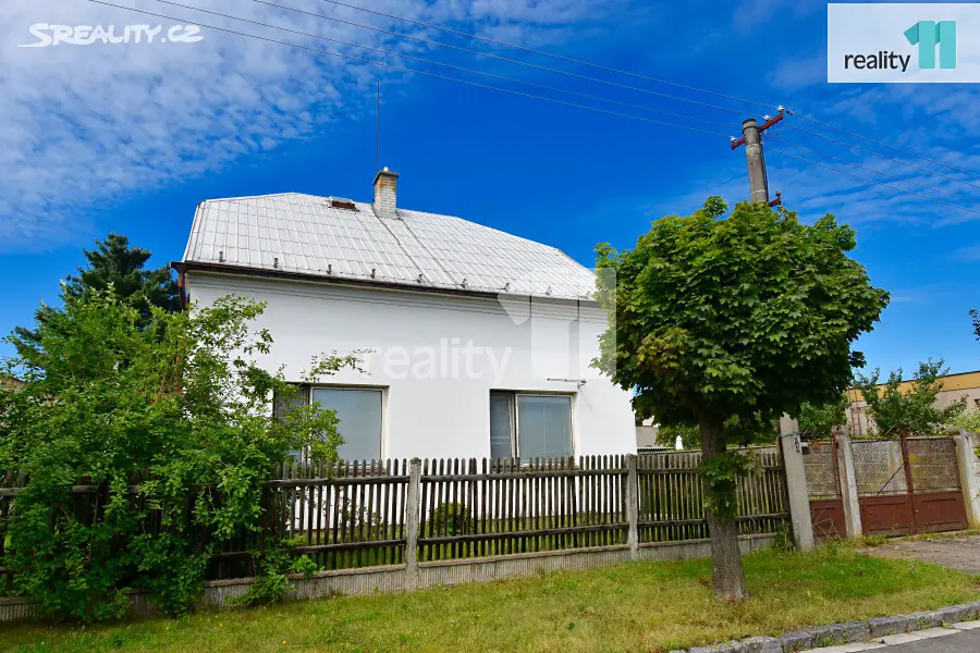 Prodej  rodinného domu 462 m², pozemek 1 910 m², Fügnerova, Pardubice - Rosice