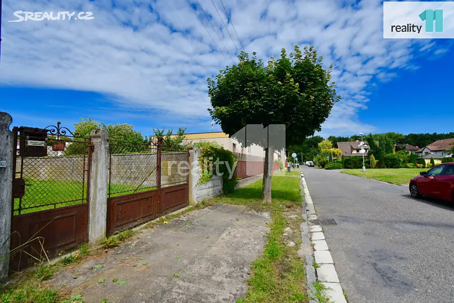 Prodej  rodinného domu 462 m², pozemek 1 910 m², Fügnerova, Pardubice - Rosice