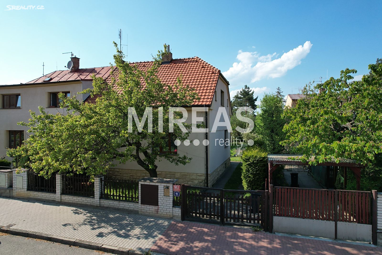 Prodej  rodinného domu 162 m², pozemek 379 m², U jeslí, Praha 9 - Horní Počernice