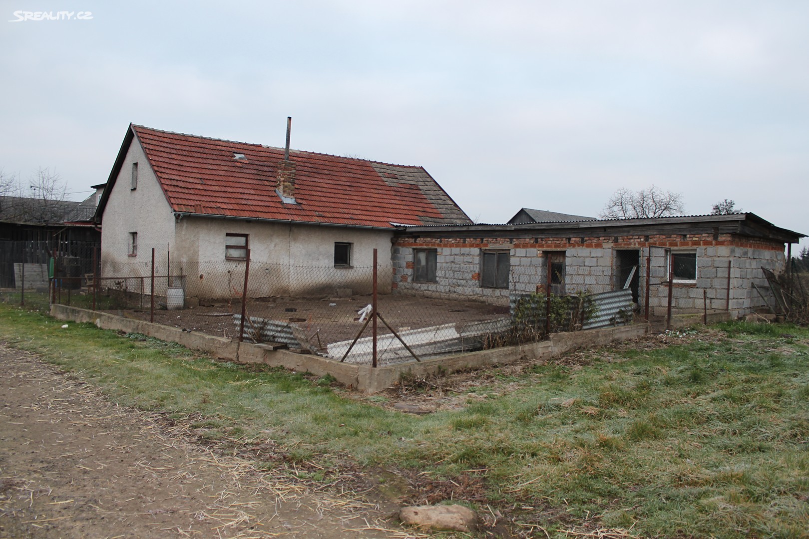 Prodej  rodinného domu 121 m², pozemek 916 m², Slatiny, okres Jičín