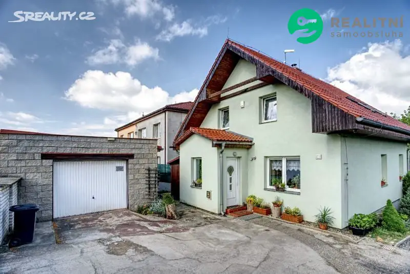 Prodej  rodinného domu 140 m², pozemek 943 m², Sluhy, okres Praha-východ