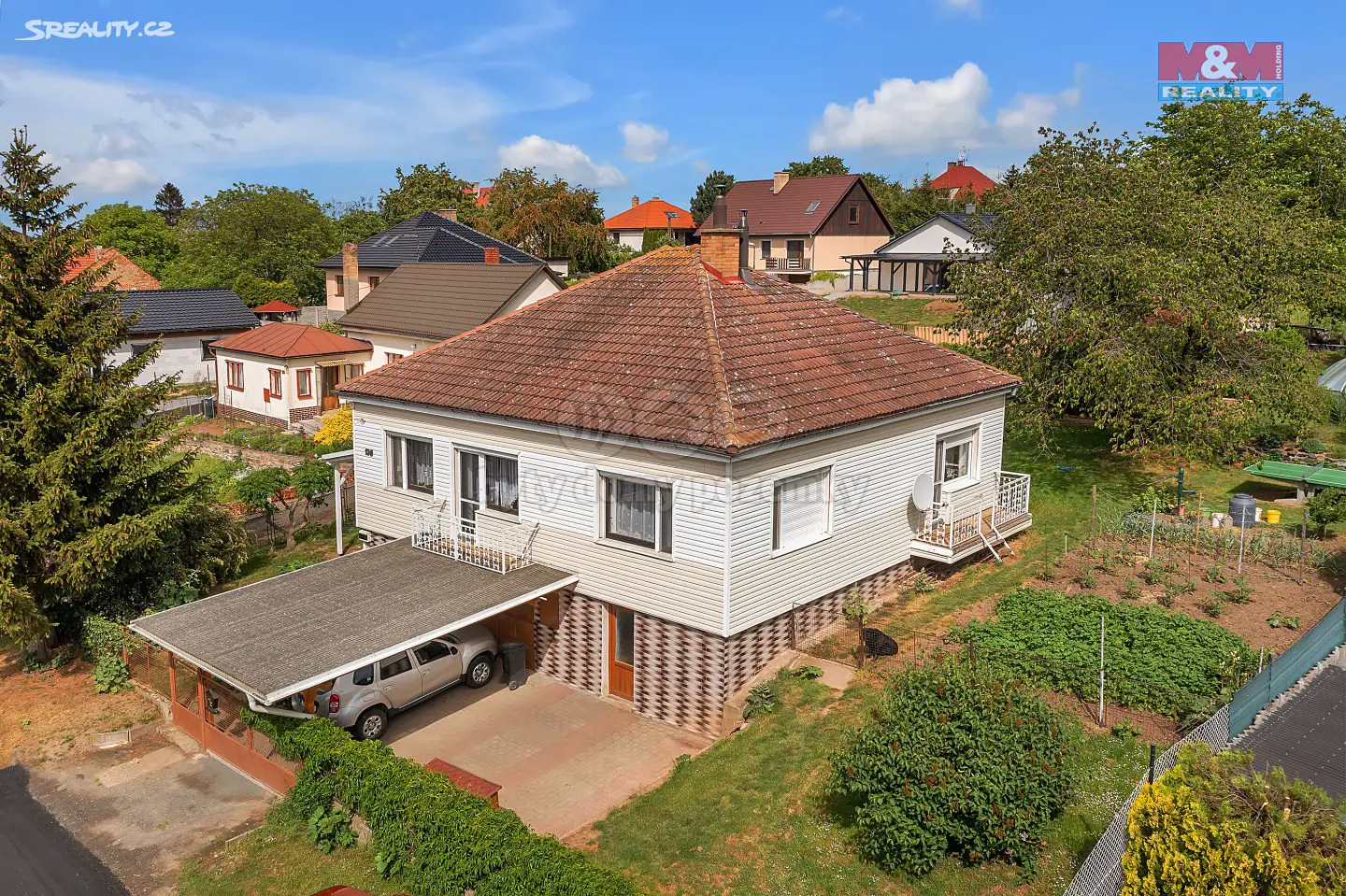 Prodej  rodinného domu 330 m², pozemek 951 m², Svojšice, okres Kolín