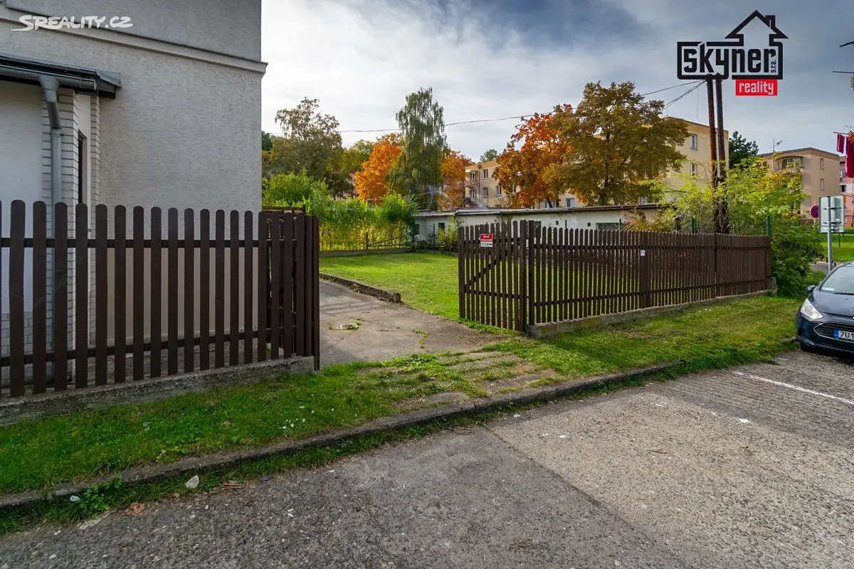 Prodej  rodinného domu 178 m², pozemek 500 m², Kosmova, Ústí nad Labem - Bukov