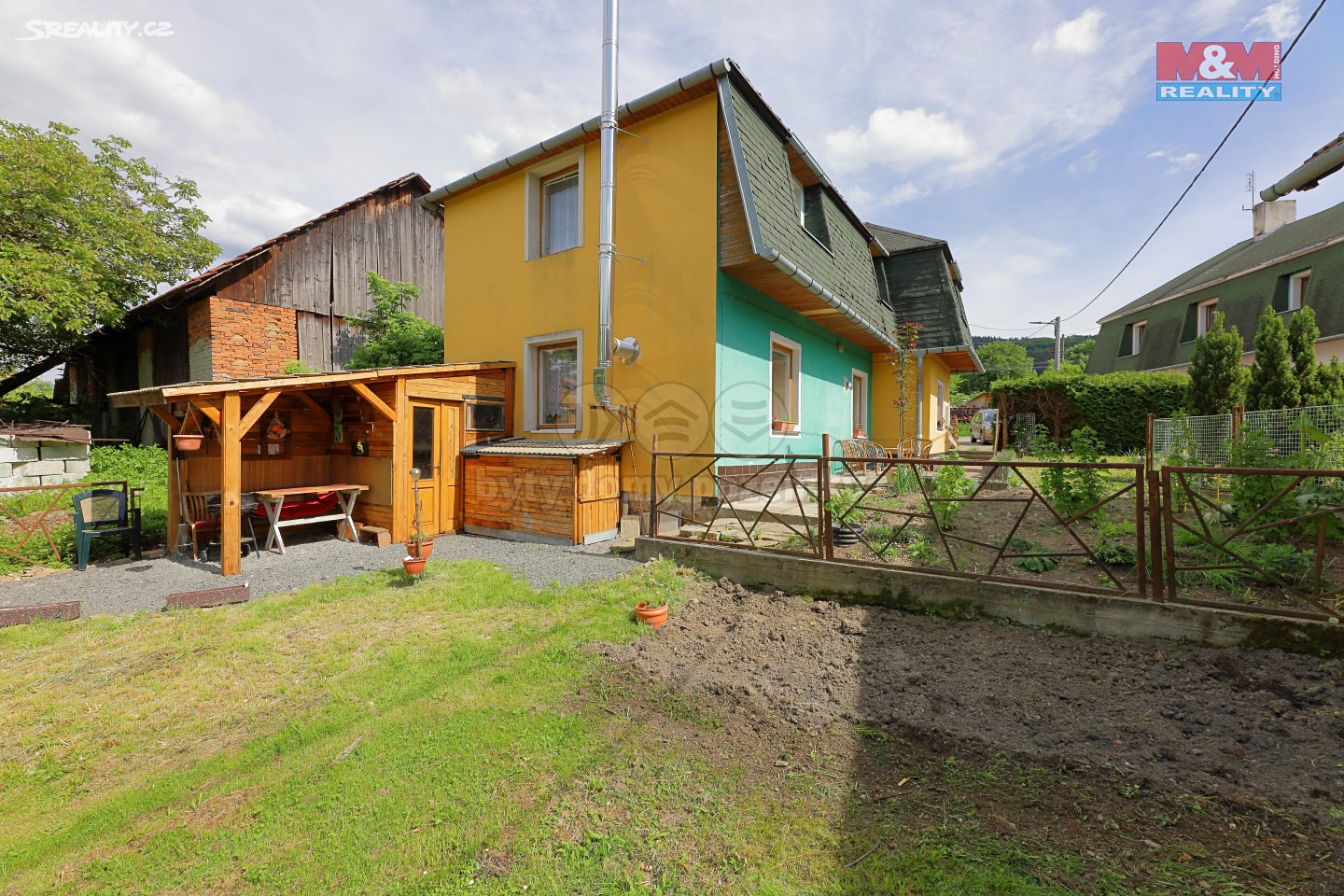 Prodej  rodinného domu 160 m², pozemek 175 m², Valašské Klobouky - Lipina, okres Zlín