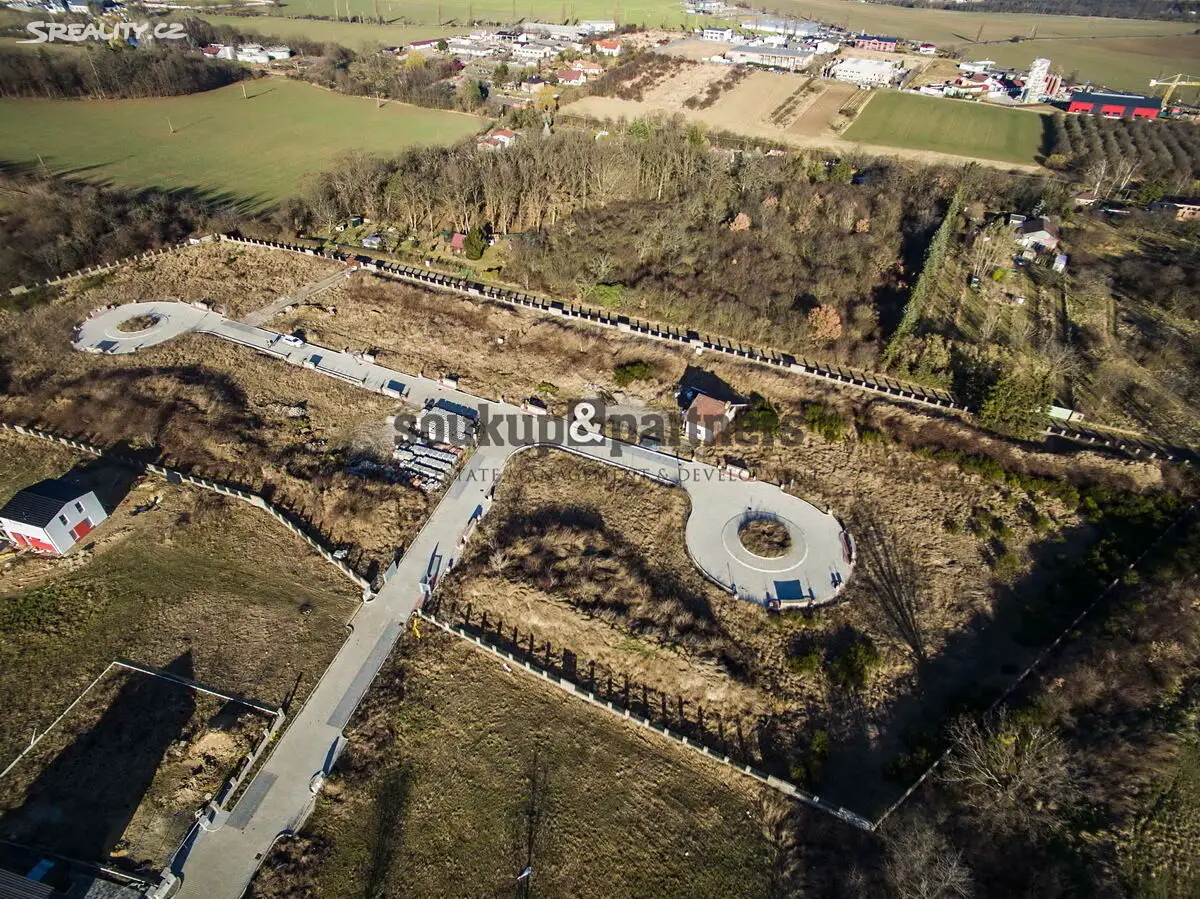 Prodej  stavebního pozemku 554 m², Horoměřice, okres Praha-západ