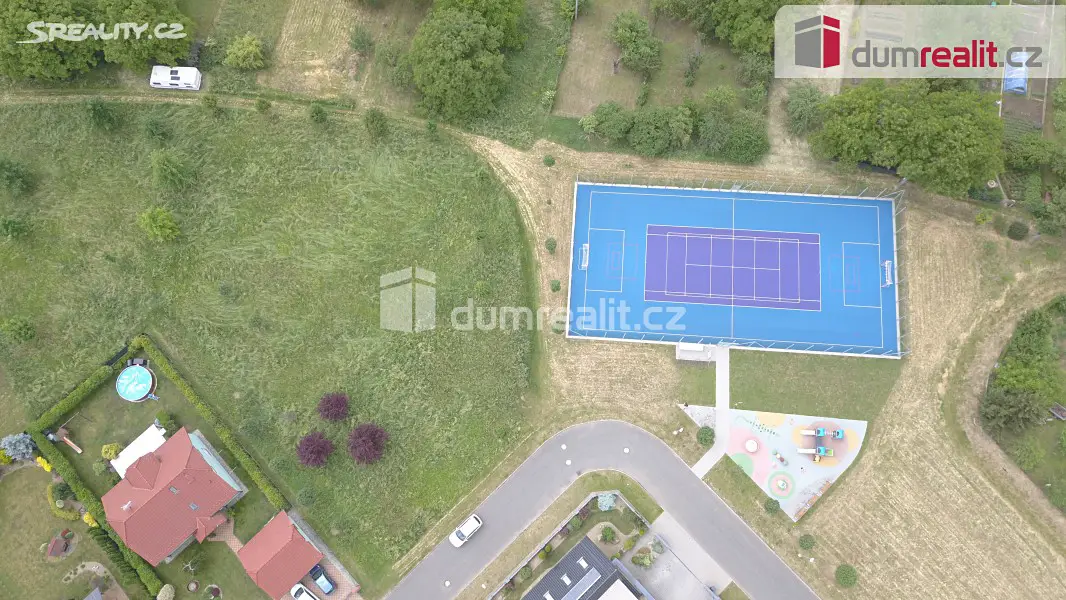 Prodej  stavebního pozemku 4 583 m², Otrokovice, okres Zlín