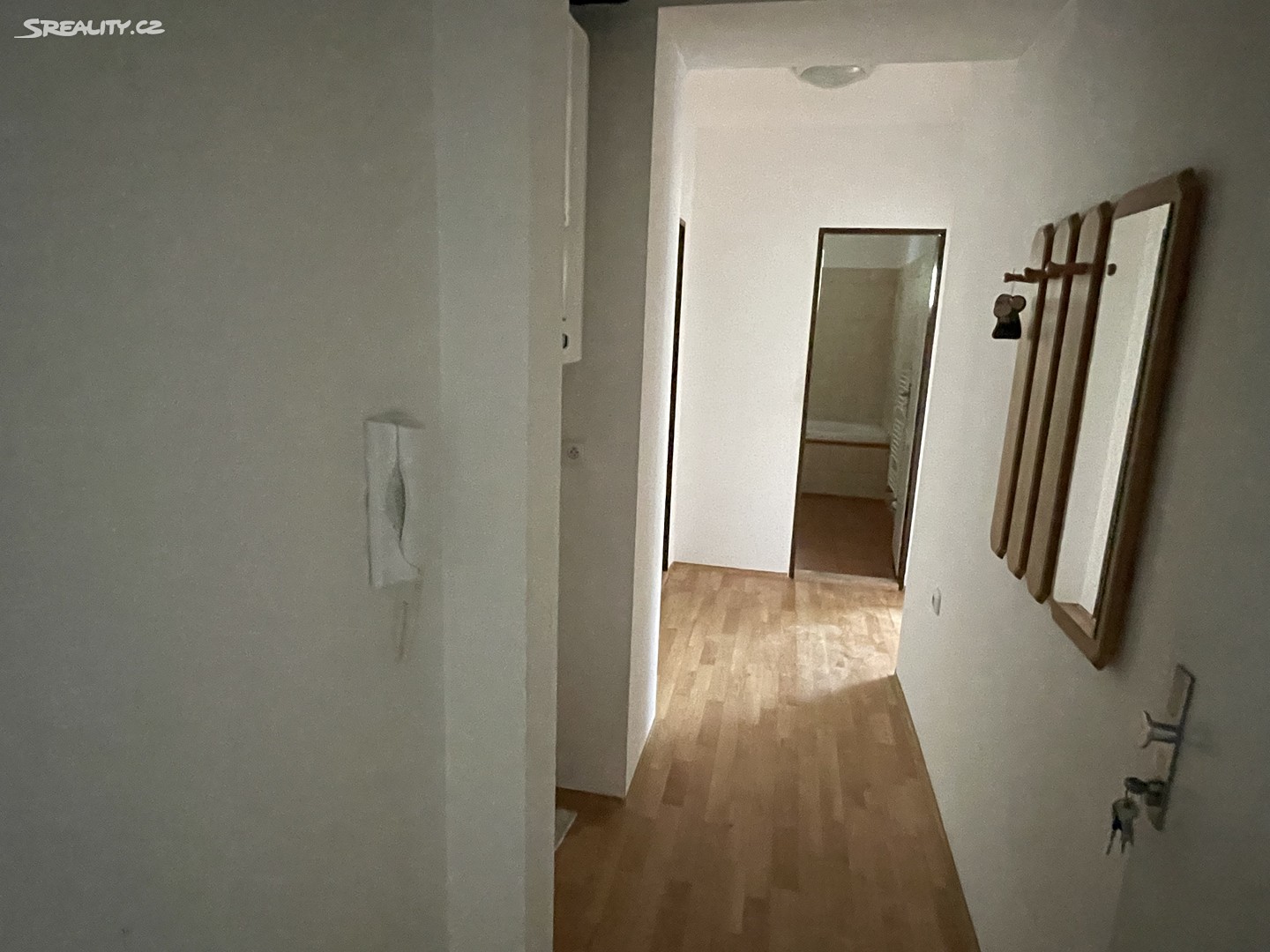Pronájem bytu 1+1 40 m², Závodu míru, Karlovy Vary - Stará Role