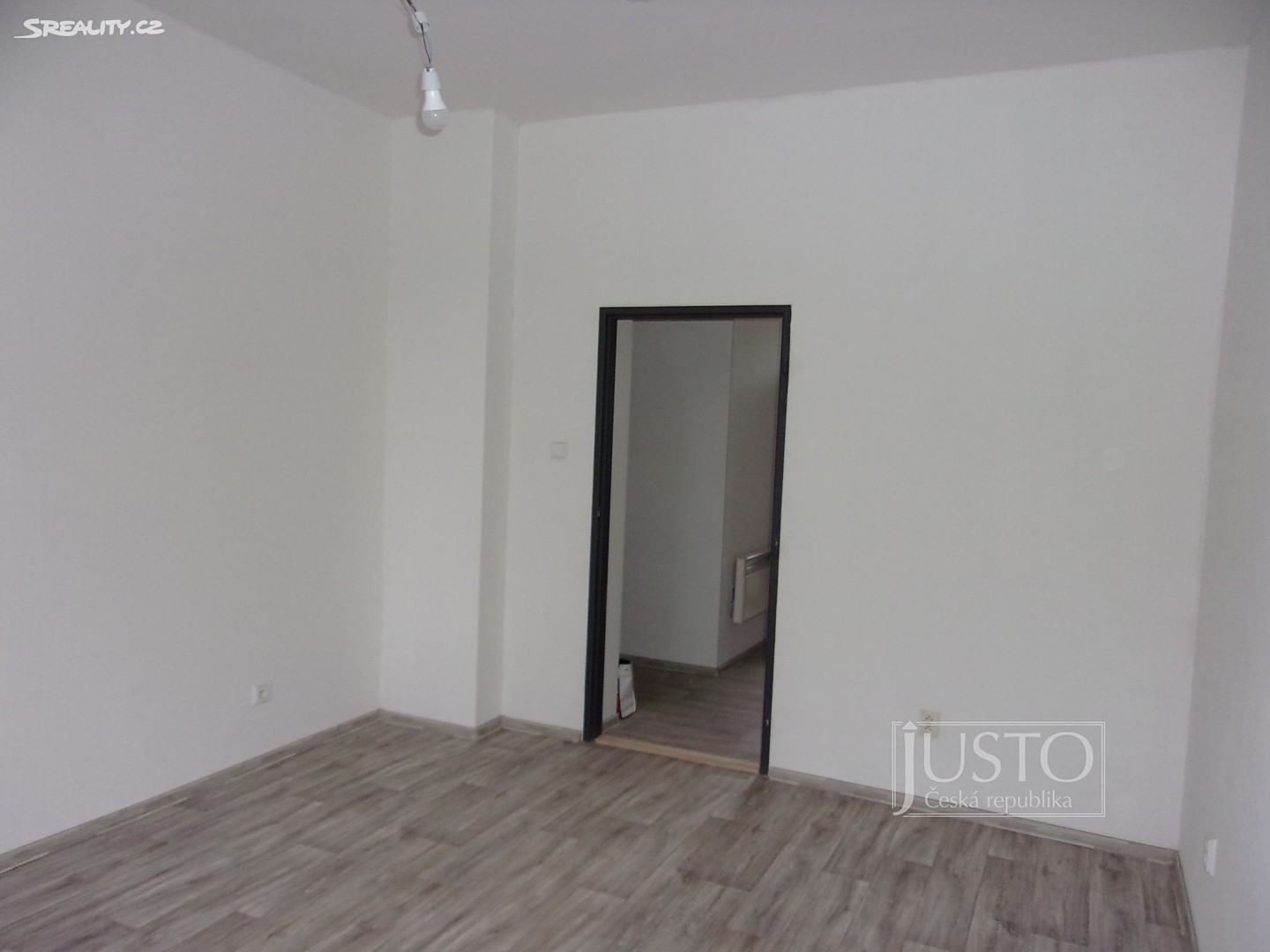 Pronájem bytu 1+1 32 m², Komenského, Novosedlice