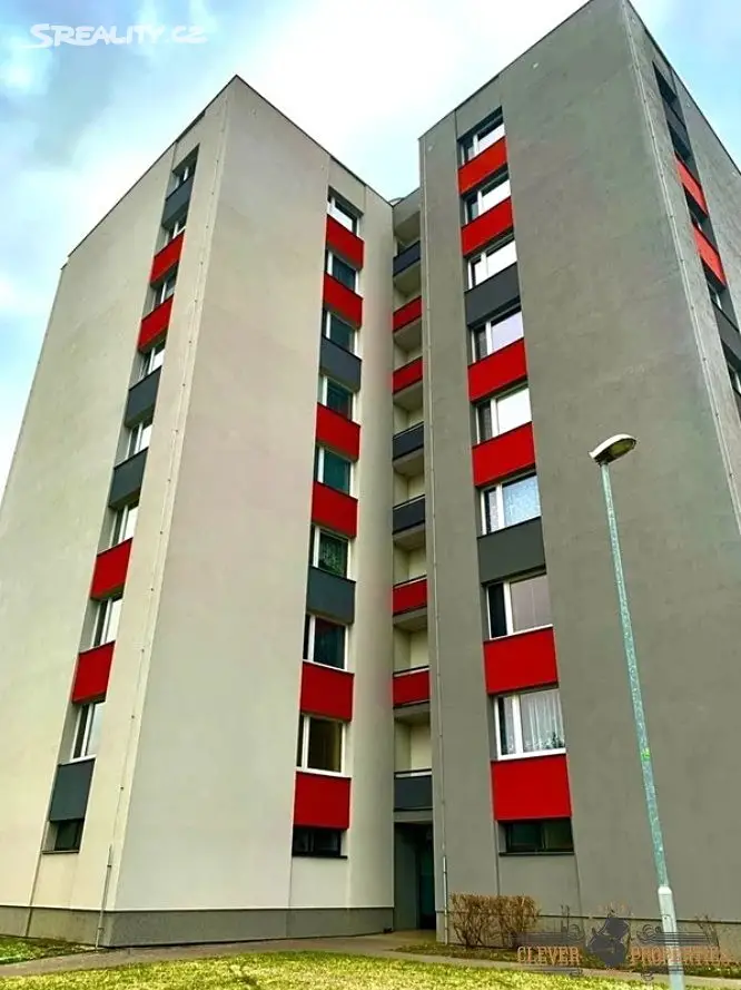 Pronájem bytu 1+1 35 m², Blahoutova, Pardubice - Studánka