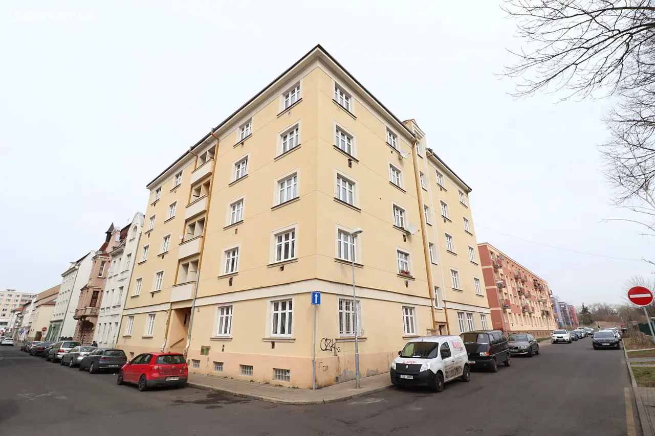 Pronájem bytu 1+1 49 m², Československých legií, Teplice - Trnovany