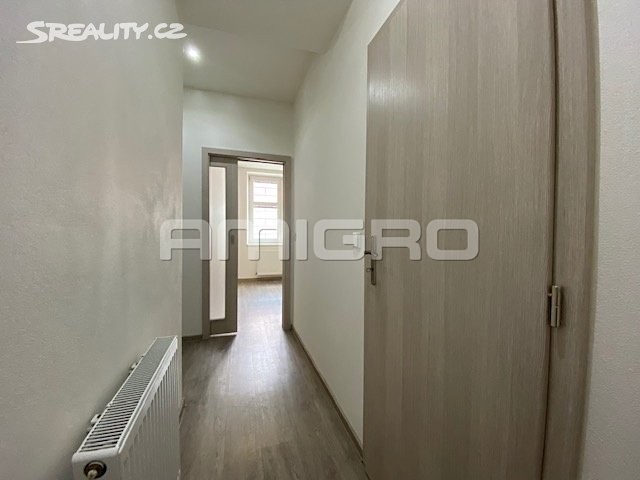 Pronájem bytu 1+kk 25 m², Životského, Brno - Židenice