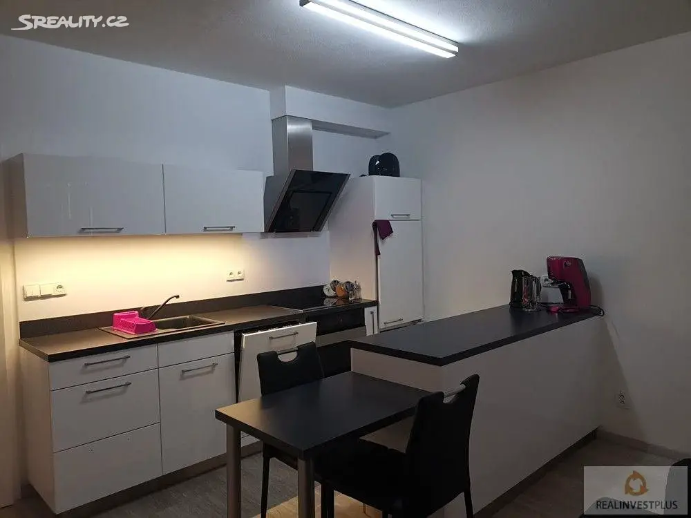 Pronájem bytu 1+kk 43 m², Peškova, Olomouc - Povel