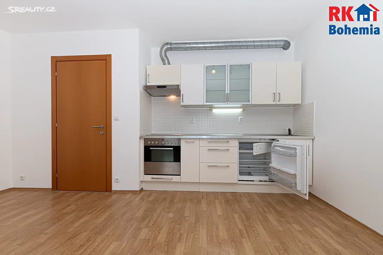 Pronájem bytu 1+kk 45 m², Zelenečská, Praha 9 - Hloubětín