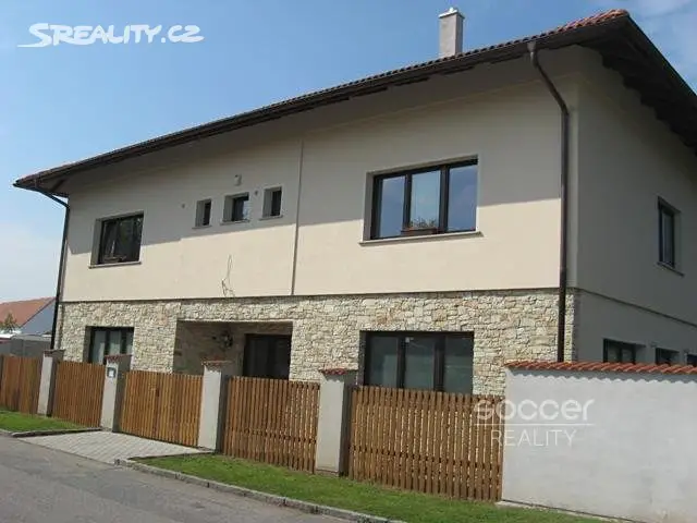 Pronájem bytu 1+kk 20 m², Mezihoří, Praha 9 - Horní Počernice