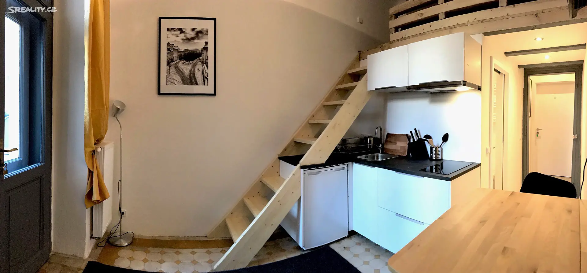 Pronájem bytu 1+kk 30 m² (Loft), Trojická, Praha - Nové Město