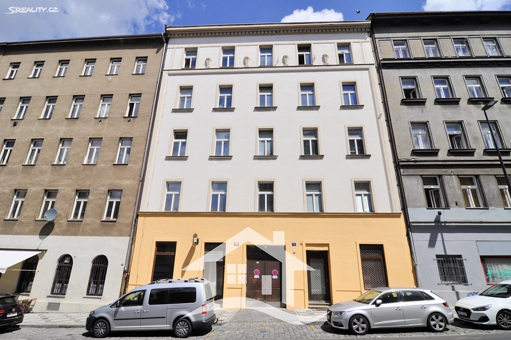 Pronájem bytu 1+kk 30 m², Husitská, Praha 3 - Žižkov