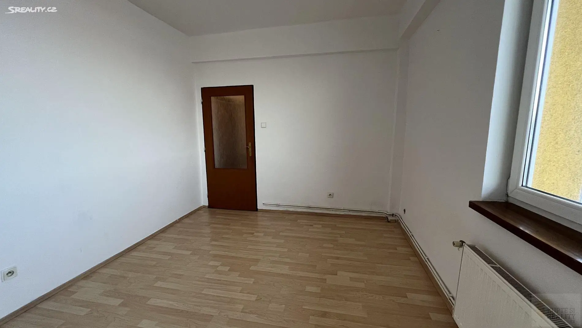 Pronájem bytu 1+kk 22 m², Václavovická, Šenov