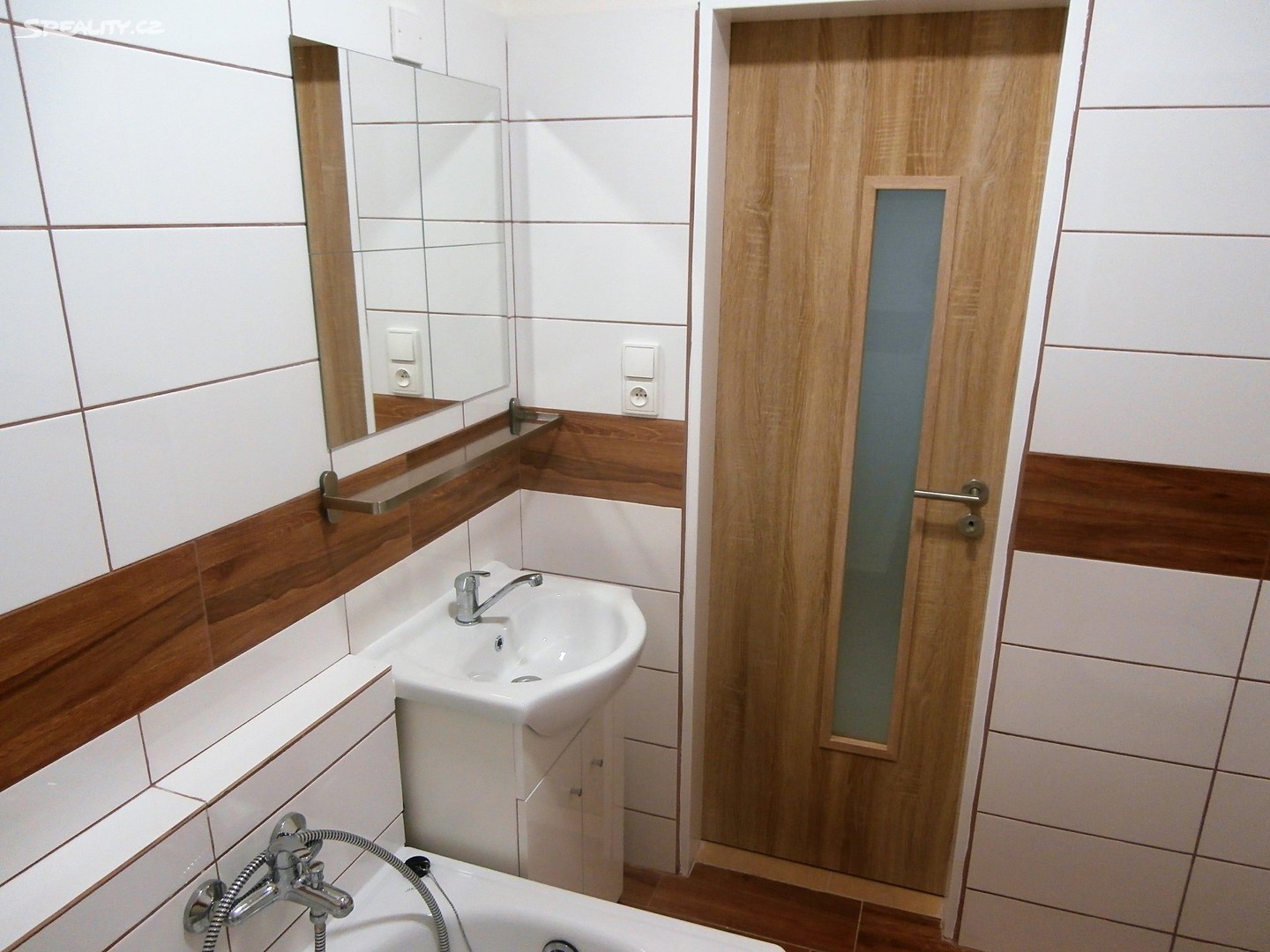 Pronájem bytu 2+1 45 m², Květná, Bruntál