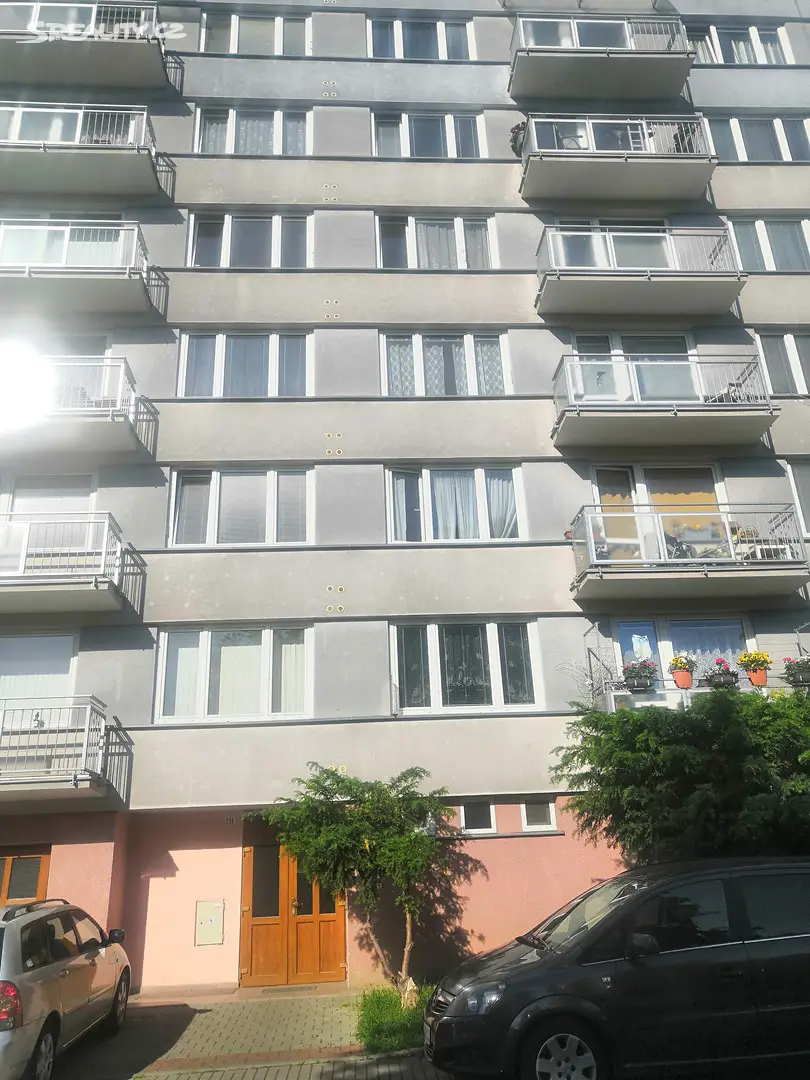 Pronájem bytu 2+1 61 m², 5. května, Český Krumlov - Plešivec