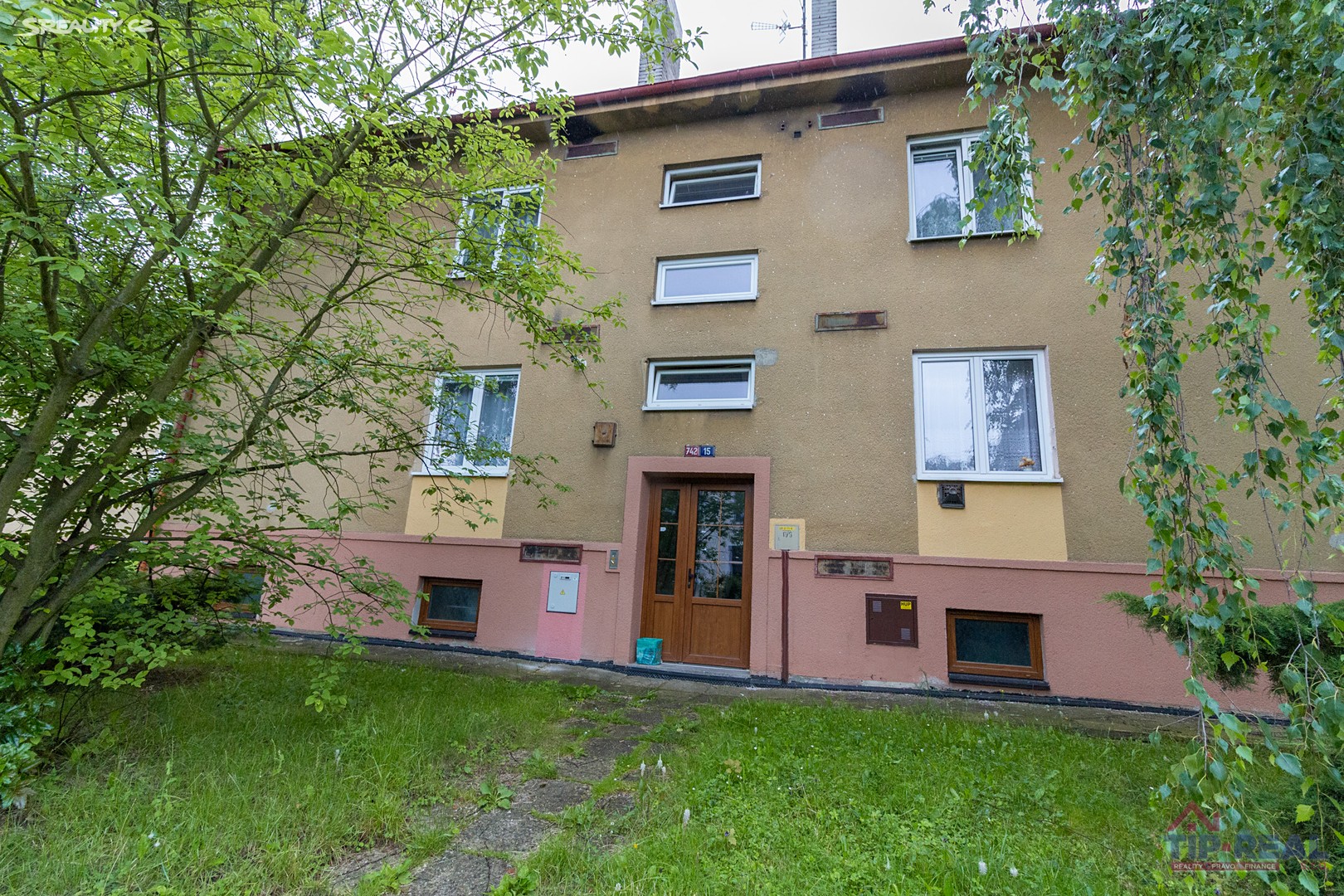 Pronájem bytu 2+1 48 m², Na Radosti, Hořovice