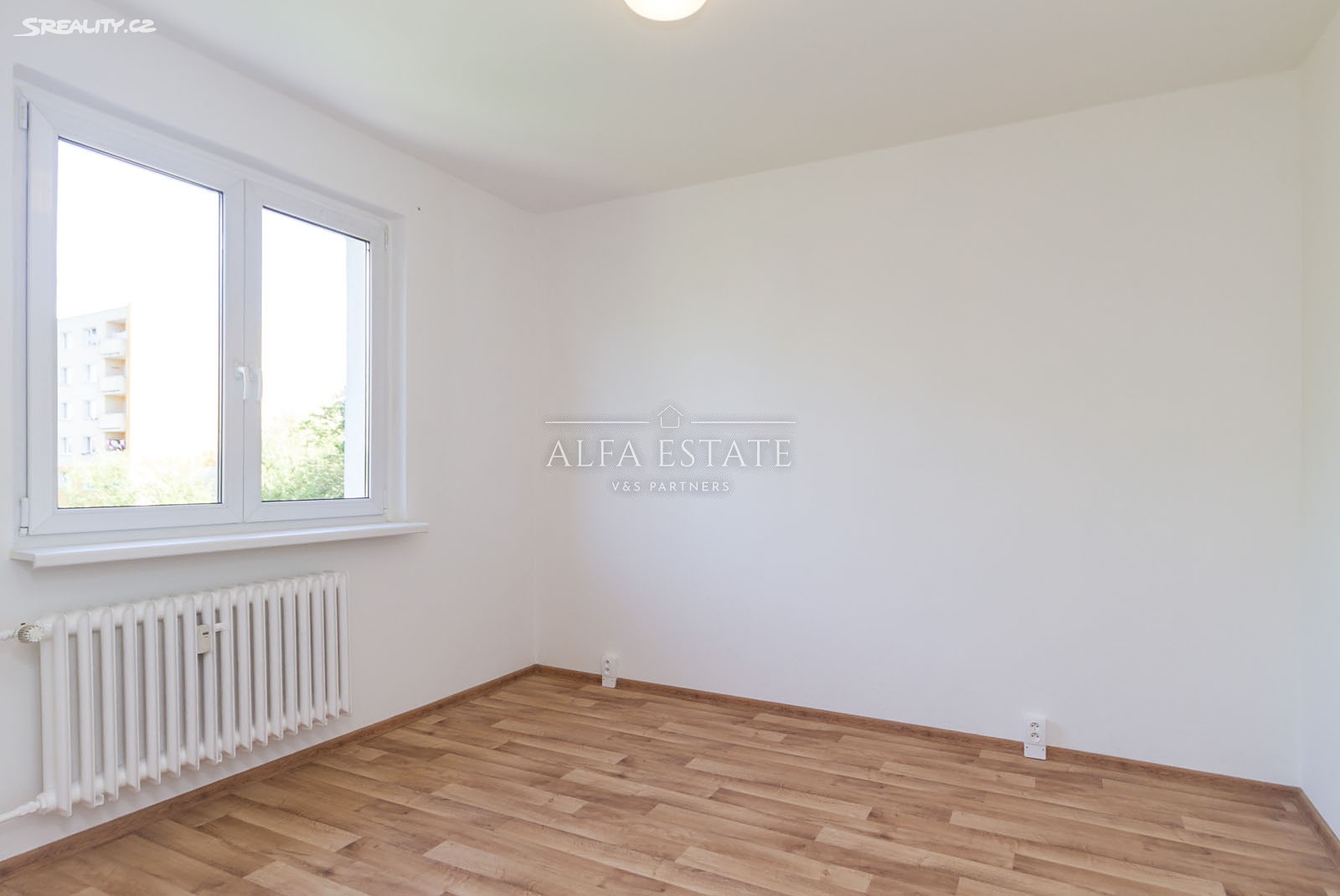 Pronájem bytu 2+1 52 m², Krymská, Karlovy Vary