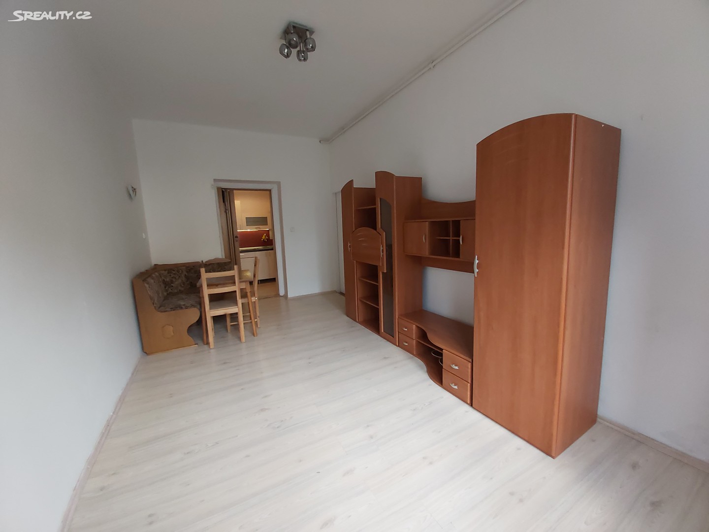 Pronájem bytu 2+1 51 m², Šlikova, Praha 6 - Břevnov