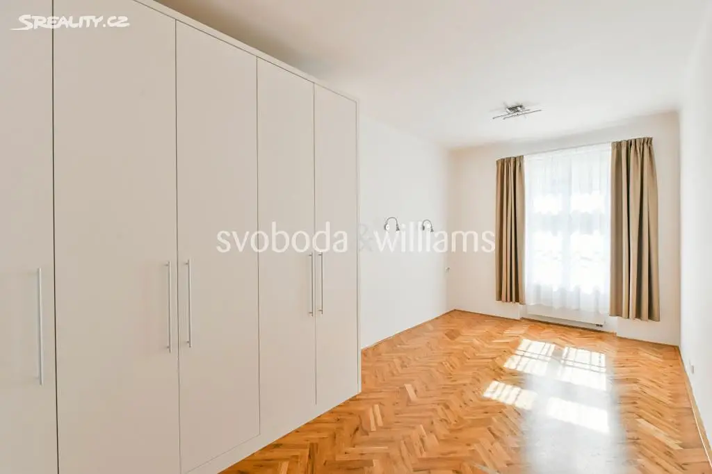 Pronájem bytu 2+1 85 m², Národní obrany, Praha 6 - Bubeneč