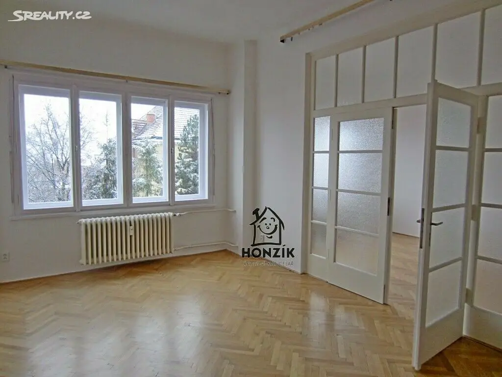 Pronájem bytu 2+1 73 m², Hradešínská, Praha 10 - Vinohrady